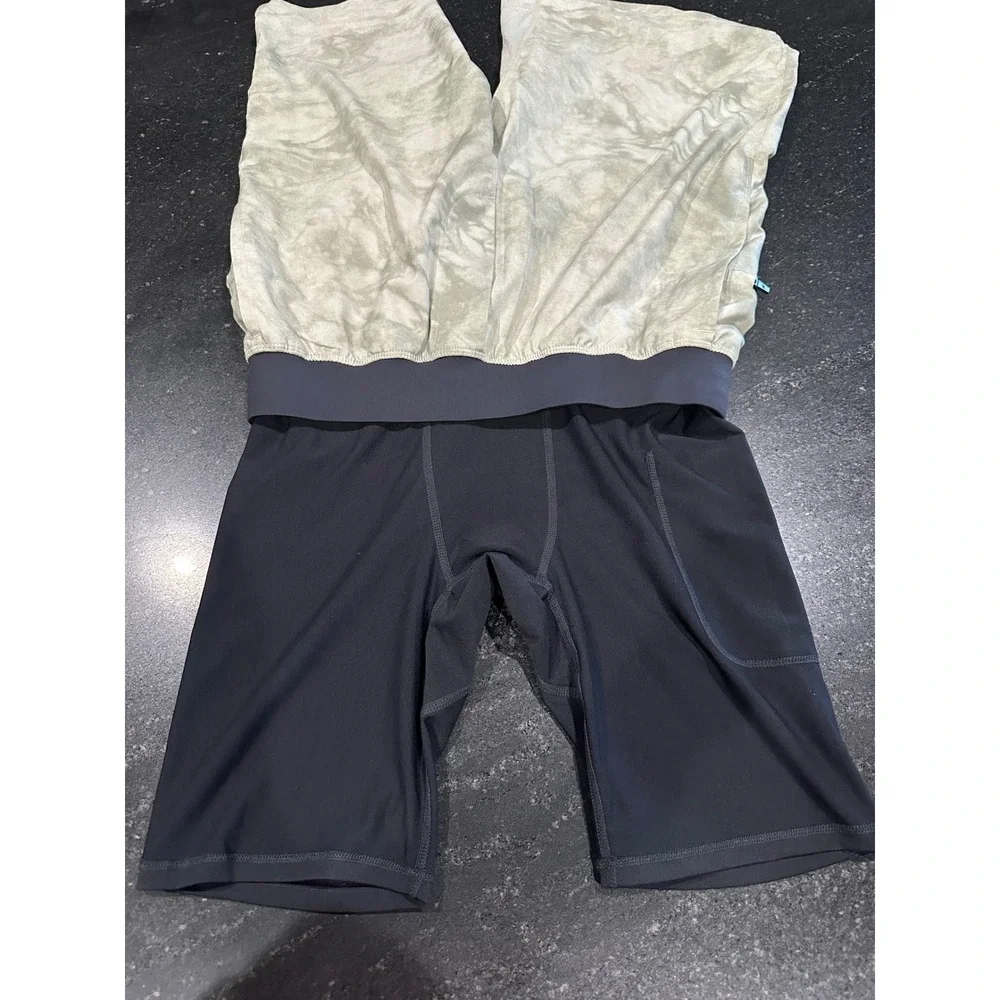 Fabletics The Franchise Gym Short Lined 9